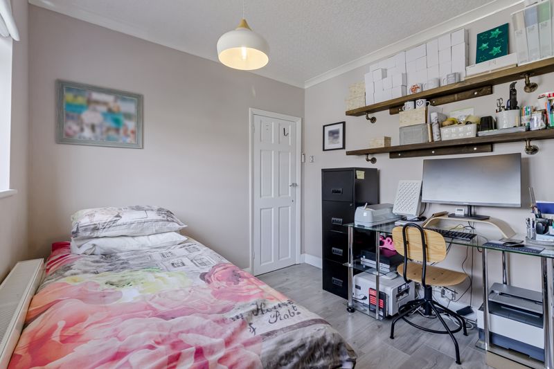 Bedroom- click for photo gallery